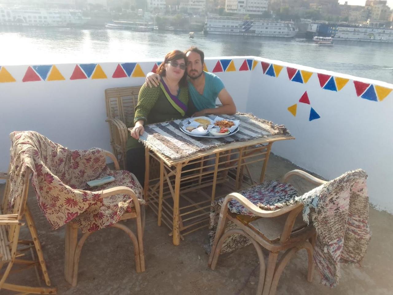 אסואן Mostafa Jamaica Guesthouse מראה חיצוני תמונה
