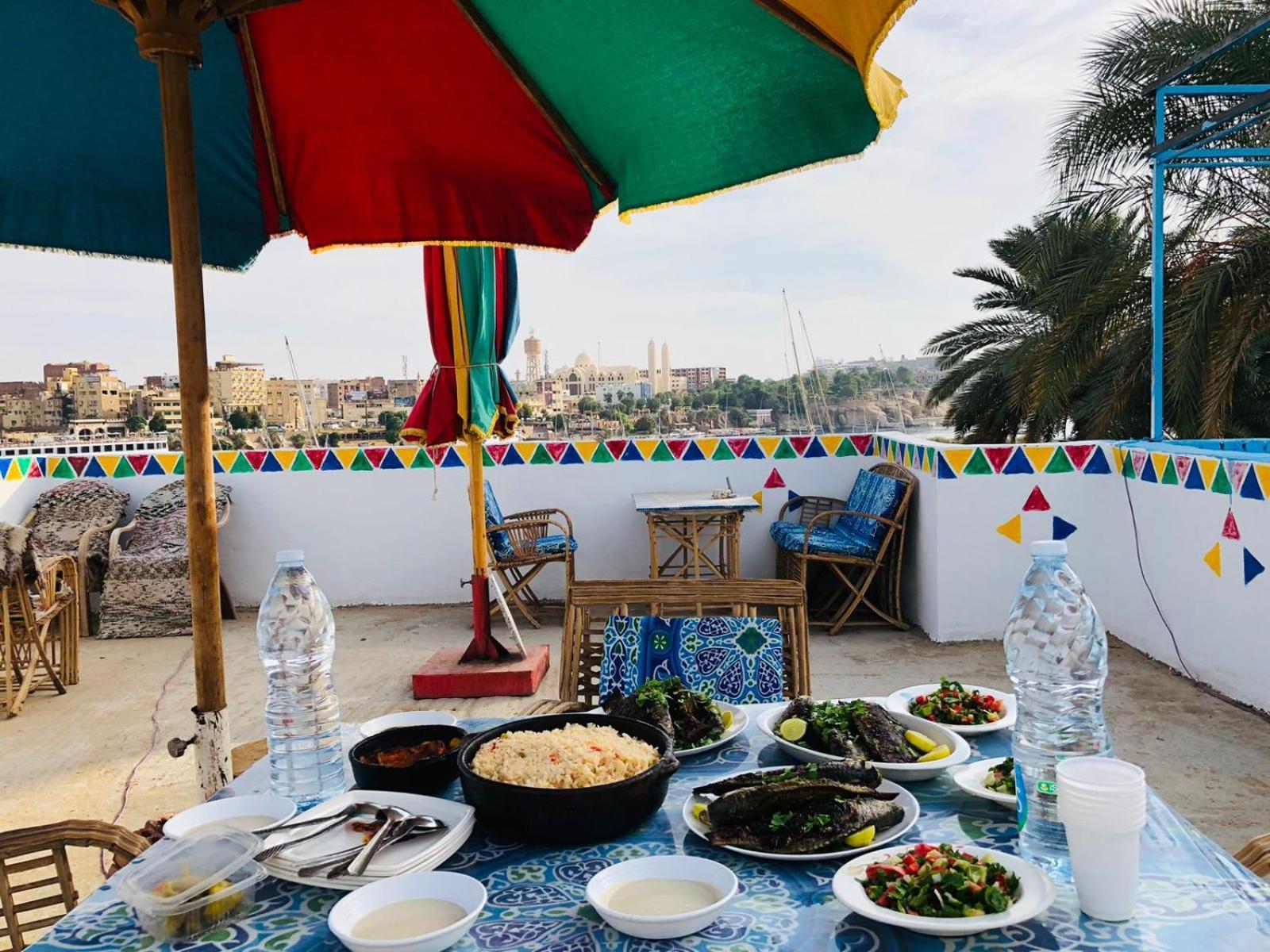 אסואן Mostafa Jamaica Guesthouse חדר תמונה
